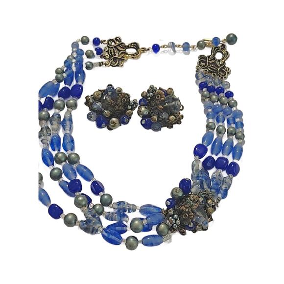 Vintage Blue Crystal Lucite Jewelry Set, Clip on Earrings and Choker, Japan - Picture 4 of 10